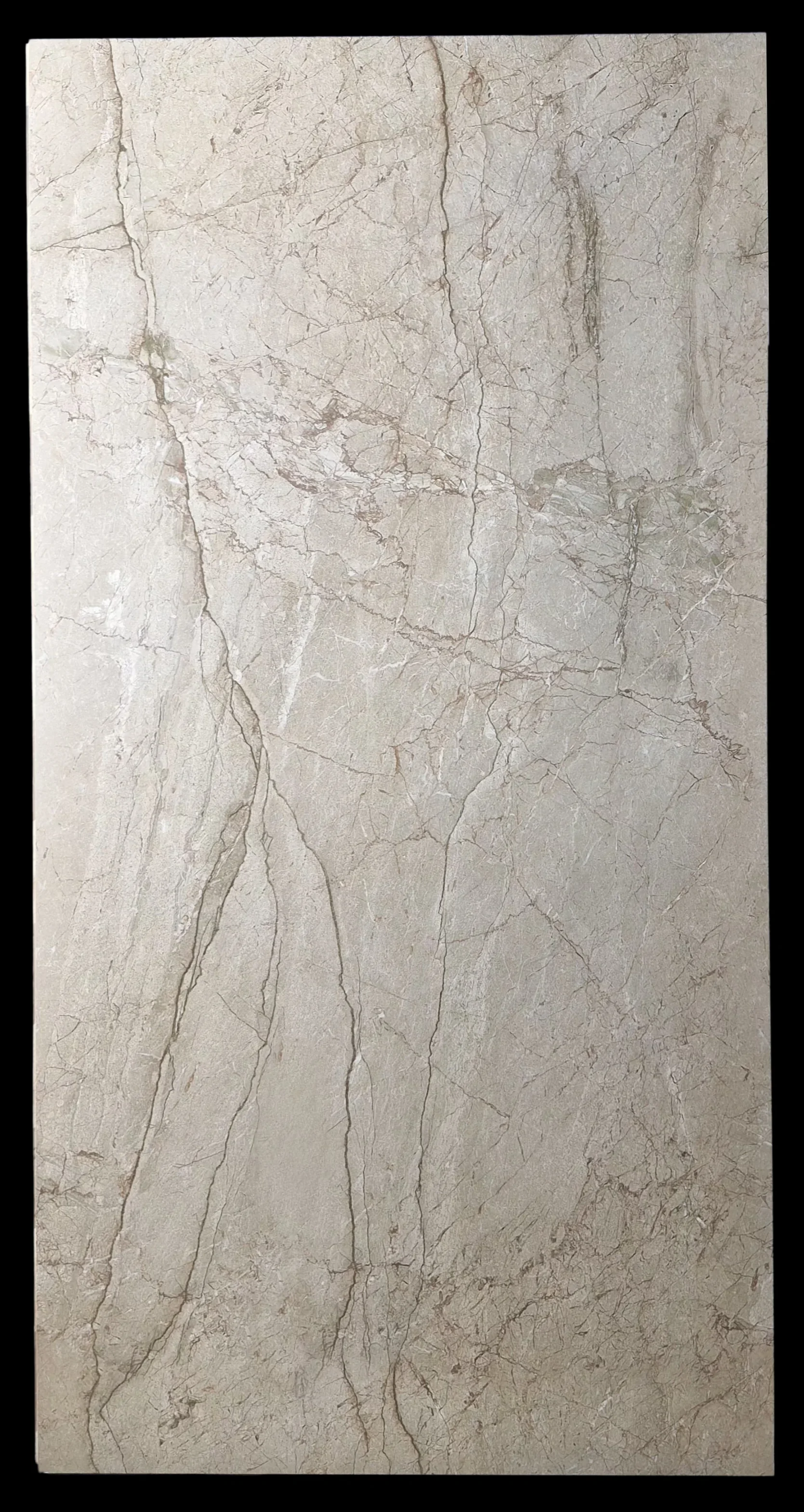 CHESTUNT RIVERSTONE ENDLESS CARVING 