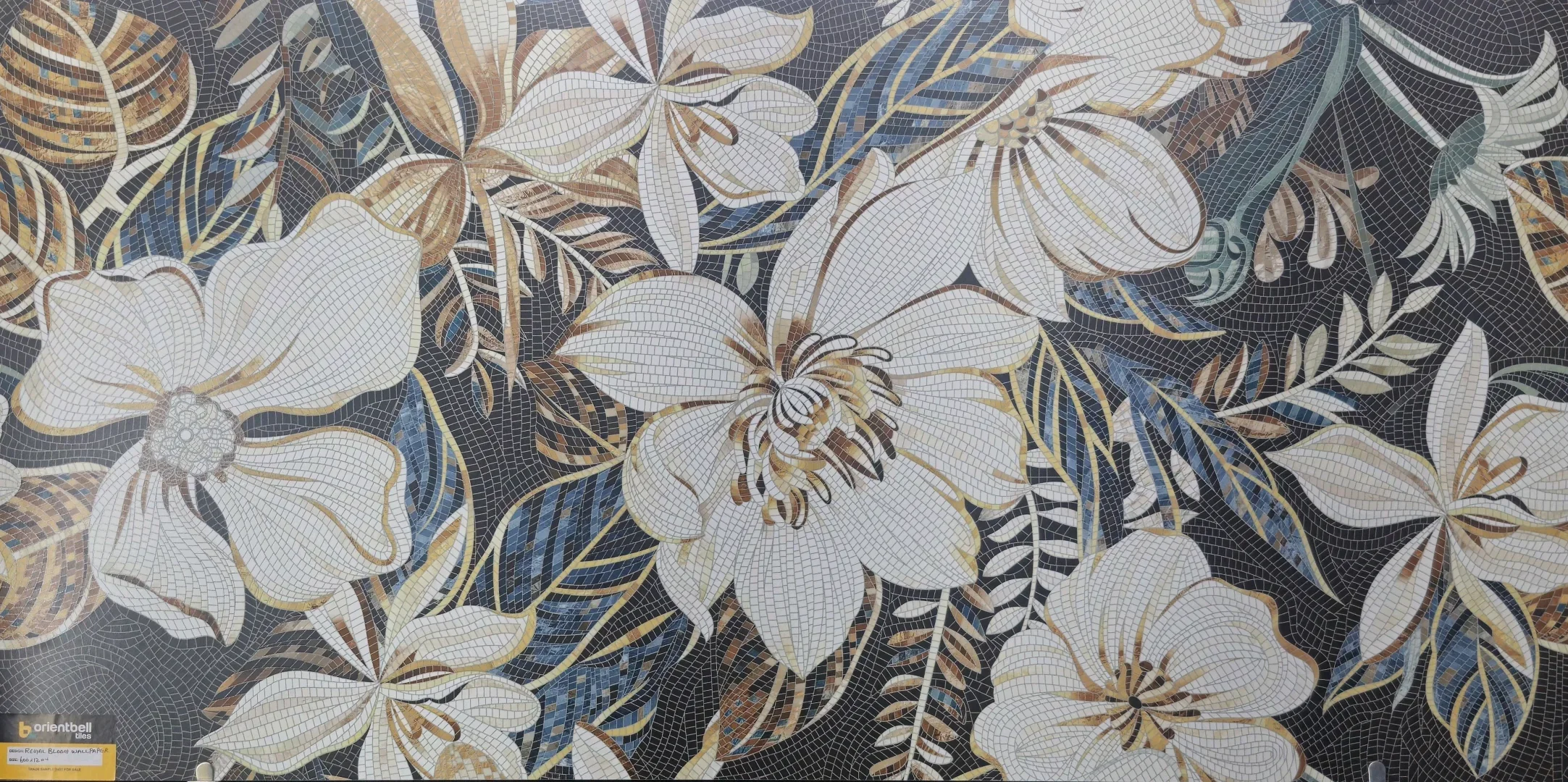 REGAL BLOOM WALLPAPER  - thumb 4