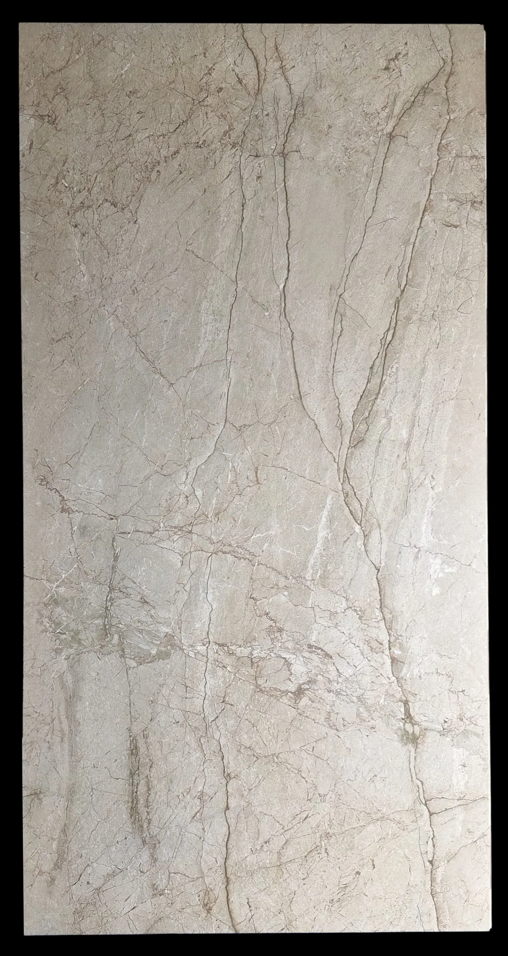 CHESTUNT RIVERSTONE ENDLESS CARVING  - thumb 3